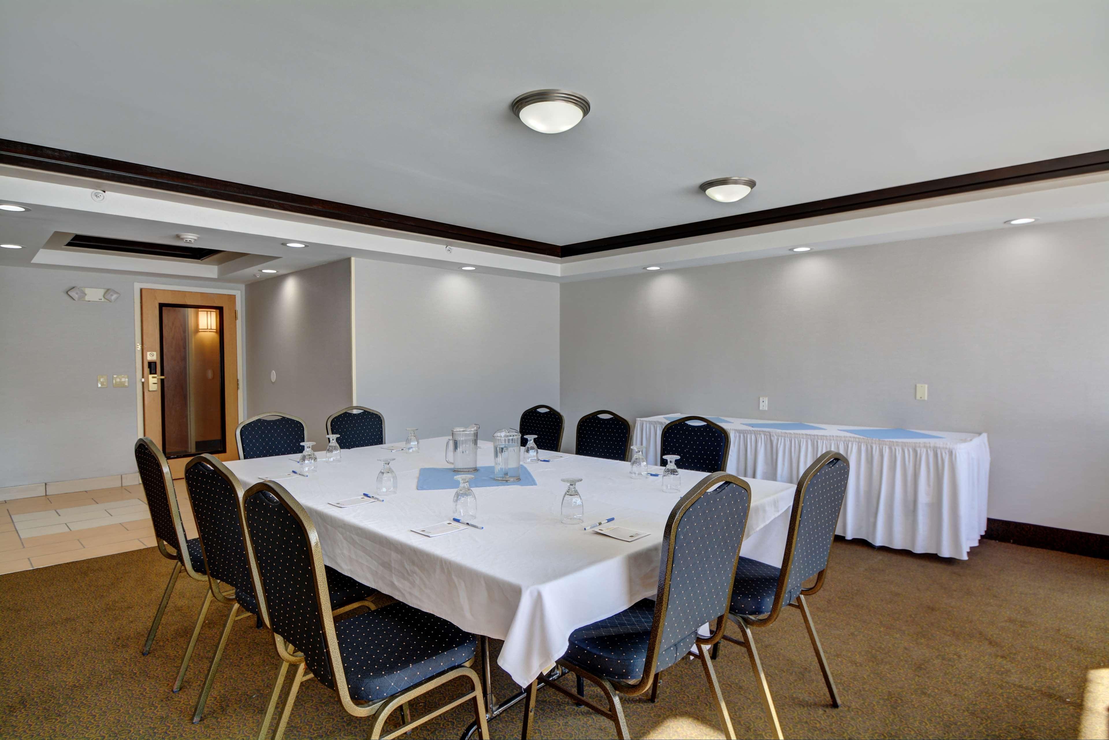 Best Western Plus Keene Hotel Exterior photo