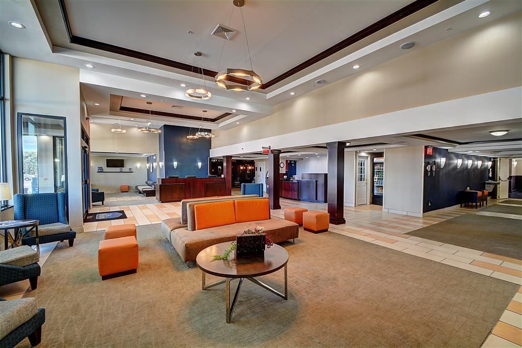 Best Western Plus Keene Hotel Interior photo